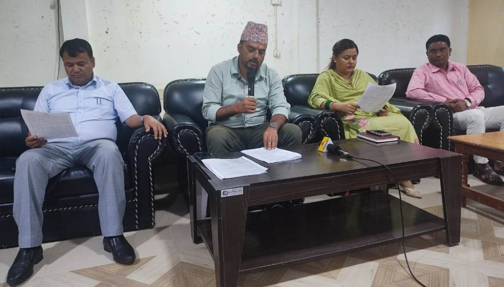 ‘मेडिकल कलेज नै आमा सुरक्षा कार्यक्रम लागु गर्न चाहदैन’ : मेयर आचार्य 
