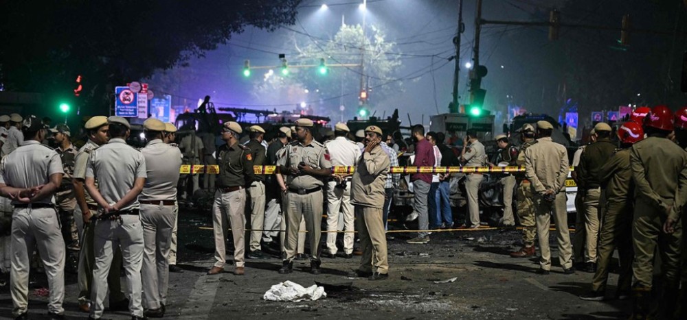 दिल्लीमा शक्तिशाली विष्फोट: कम्तिमा ८ जनाको मृत्यु