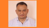 सिंहदरबारबाट पक्राउ परेका किस्पाङका अध्यक्ष १० मुद्दाका फरार प्रतिवादी