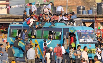 दशैं सुरु भएपछि साढे पाँच लाखले छाडे उपत्यका