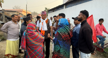 कोइराला आज दिनभर मतदाताकै घर-दैलोमा ब्यस्त