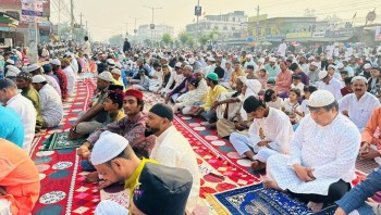 मुस्लिम धर्मावलम्बीले धुमधामका साथ मनाउँदै ईद 