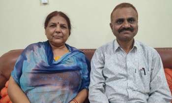 सम्पत्ती दान गरेर खुसीमा बाँचेको सिंह दम्पत्ती