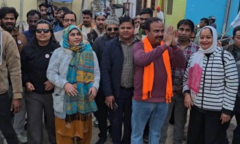 मतदाता माझ जसपा नेपालका उम्मेदवार कमरुद्धिन 