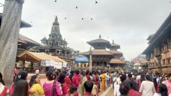 देशभरका कृष्ण मन्दिरमा दर्शनार्थीको घुइँचो