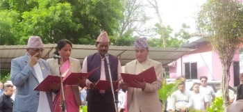 लुम्बिनीका नवनियुक्त ८ मन्त्रीले लिए पद तथा गोपनीयताको शपथ