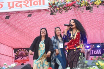 नेपालगन्ज महोत्सवमा कलाकारको बेजोड प्रस्तुती, झुमे दर्शक