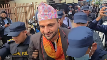 माइतीघरमा प्रदर्शन गर्न खोज्दा डा. निकोलस सहित १४ पक्राउ 