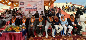 नेपालगन्जमा पहिलो लुम्बिनी प्रदेश स्तरीय स्विमिङ प्रतियोगितामा 