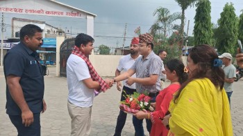 प्रदेशले क्यान्सर अस्पताललाई सहयोग गर्ने मन्त्री खत्रीको प्रतिवद्धता 