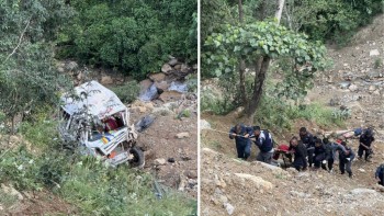 सल्यानमा फोर्स गाडी दुर्घटना हुँदा तीनको मृत्यु 