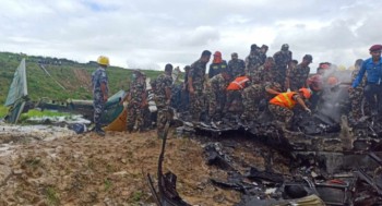 विमान दुर्घटनामा १८ को मृत्यु, घाइते क्याप्टेनको उपचार हुँदै