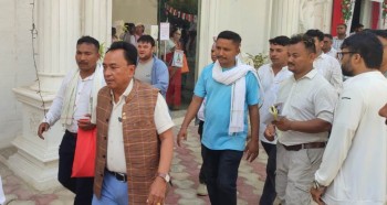 कक्षपतिले उम्मेदवारी फिर्ता लिएर अर्कालाई समर्थन गरेपछि लफडा