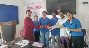 विन्दू कुँवरको स्मरणमा चियापान, पार्वता र नील सागरलाई संकलित रकम सहयोग