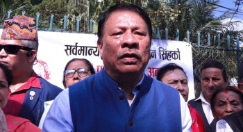 'विधान मिचेर गरिने महाधिवेशन मान्दैनौँ' : प्रकाशमान सिंह