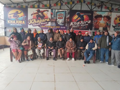 एमाले उम्मेदवार मल्लले भेटे दलित अगुवा