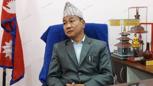 'सेनालाई मन्त्रीको सुरक्षामा होइन, सीमा रक्षामा खटाउनुपर्छ' : हर्क साम्पाङ