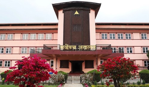 पूर्व मुख्यसचिव अर्याललाई सफाइ दिने फैसलाविरुद्ध अख्तियार सर्वोच्चमा