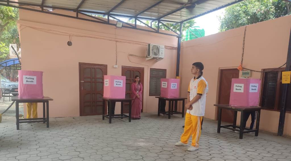 Adarsh-School-Junior-Red-Cross-Photo-6-1748628723.jpg