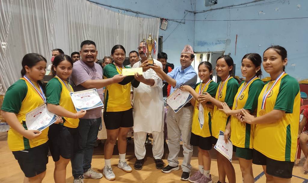 Meyar-Cup-Upadhi-Mahila-1749831385.jpg
